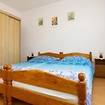 With Parking Space Njivice, Krk - 21861 아파트 *