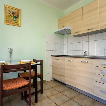 Apartment With A Parking Space Njivice, Krk - 21861