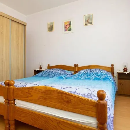 With A Parking Space Njivice, Krk - 21861 Apartment *