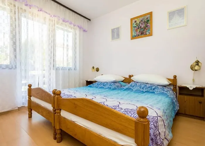 דירה With Parking Space Njivice, Krk - 21861 נייביצה