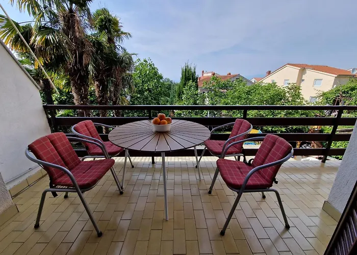 דירה With Parking Space Njivice, Krk - 21861 *