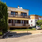 With Parking Space Njivice, Krk - 21861 נייביצה